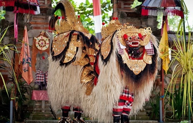 Tari Tradisisonal Bali